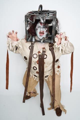 Kyndra as Halloween Jackel